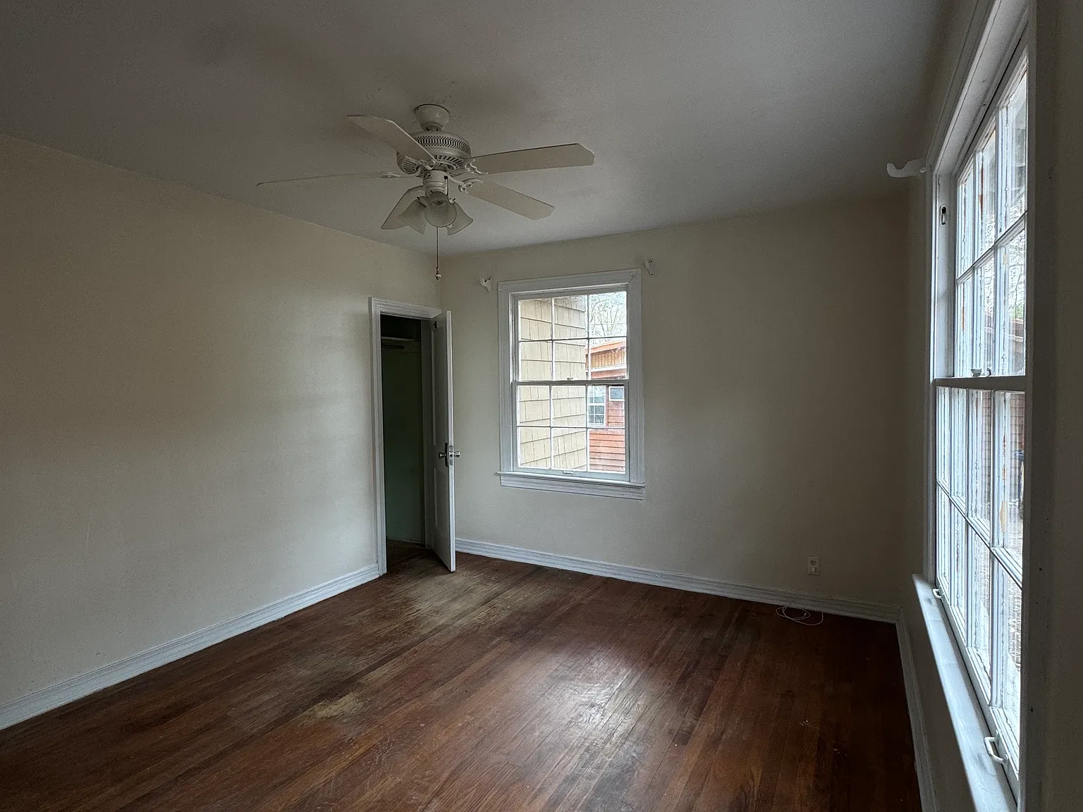 2 bed, 1063 sqft, $1,350 — Photo 2
