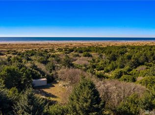 10 Oyehut Rd, Ocean Shores, WA 98569