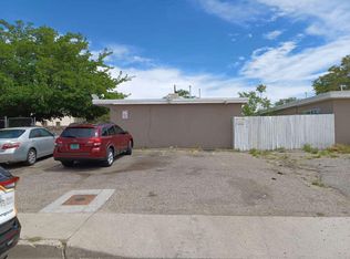 320 Charleston St NE, Albuquerque, NM 87108