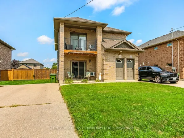 42 Locust St #40, Saint Thomas, ON N5R 2C1
