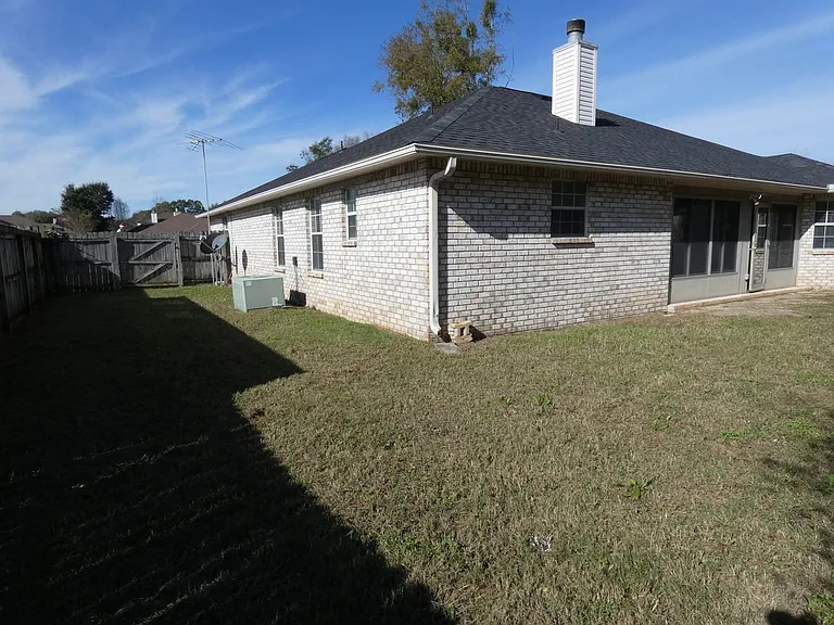 4734 Autumndale Dr — Photo 24