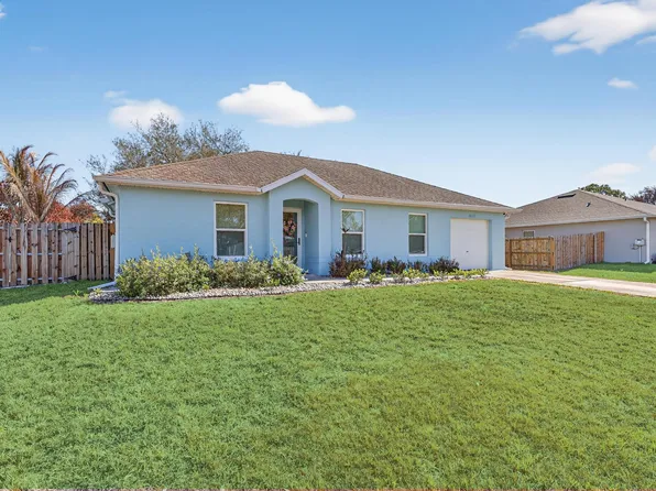1011 SE Euclid Lane, Port St Lucie, FL 34983