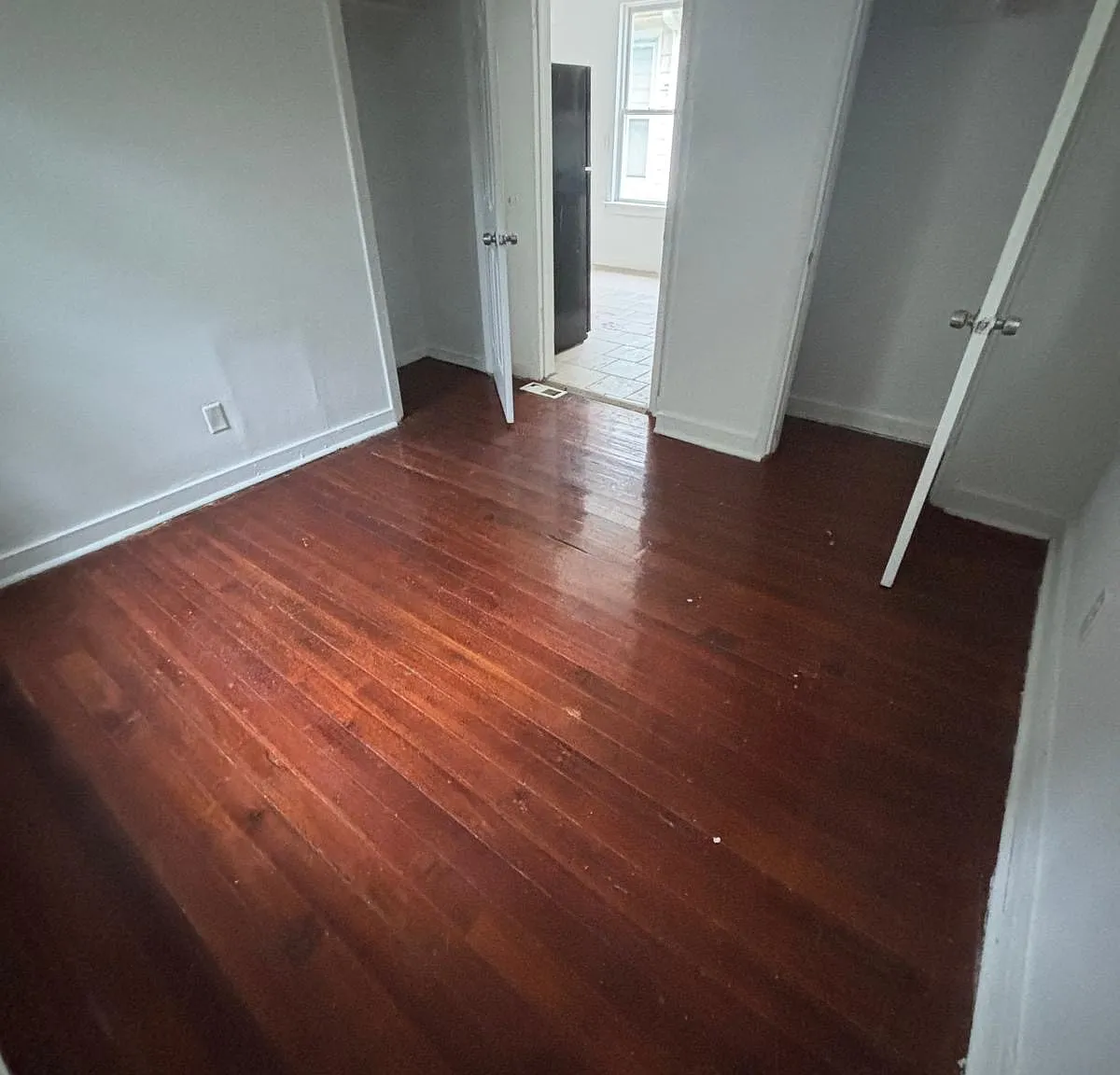 4 bed, 1918 sqft, $2,300 — Photo 4