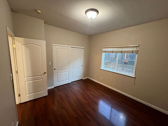 4th image of 669 Hillswick Cir