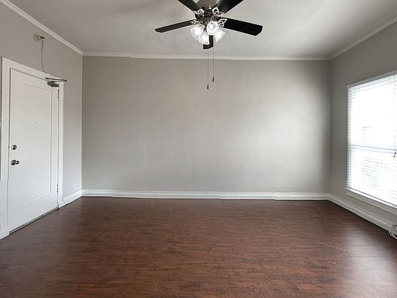 5th image of 220 S Catalina St #37