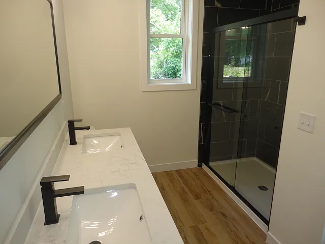 12035 Ash St — Photo 12
