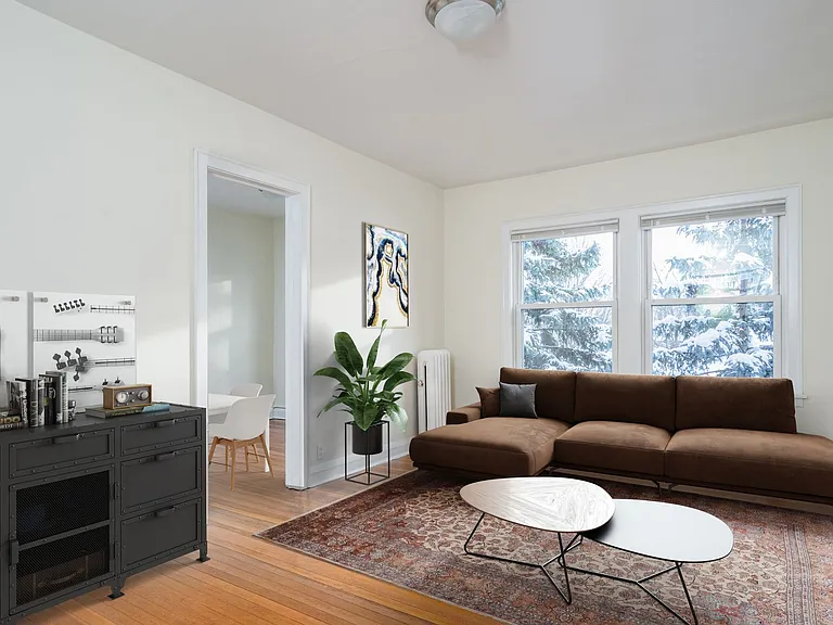 3527 Pillsbury Ave S — Photo 1