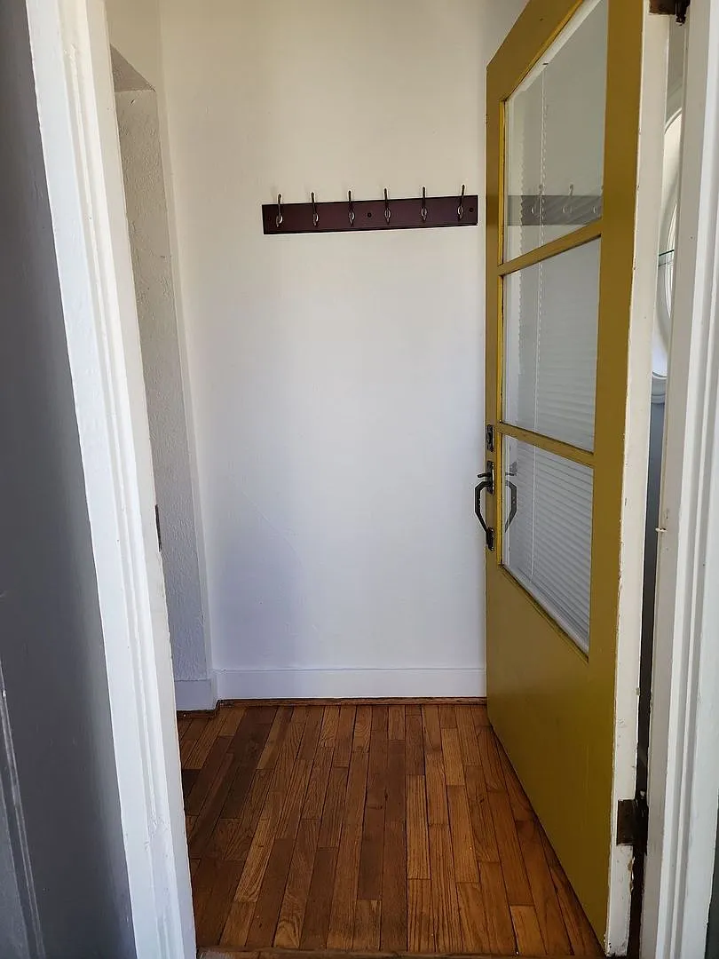 We have the wonderful 2bed/1bath you've been waiting for! — Photo 4