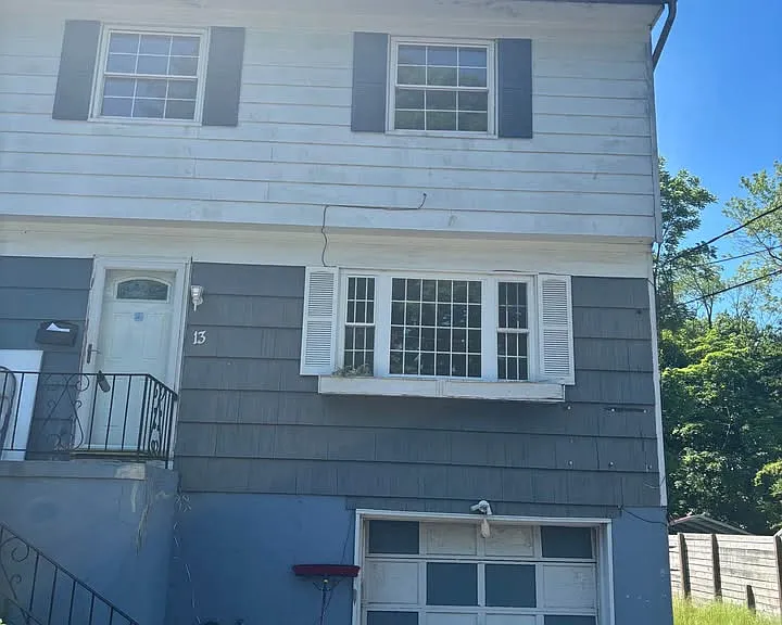 13 Brook St — Photo 2