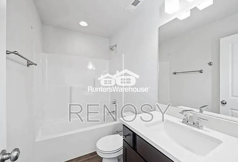 3622 NE Kara Ln — Photo 10