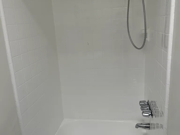 802 N West Knoll Dr #204 — Photo 5