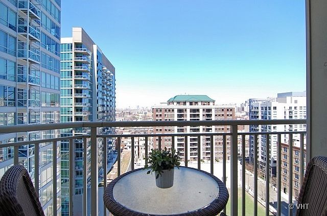 1st image of 645 N Kingsbury St APT 2407