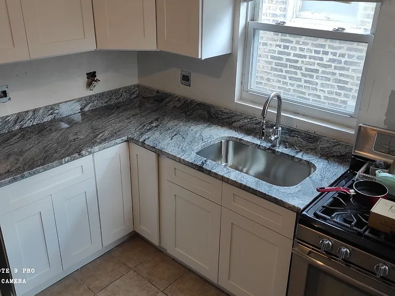 1736 N Laramie Ave — Photo 10