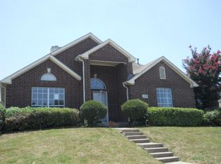 2328 Valley Falls Ave, Mesquite, TX 75181