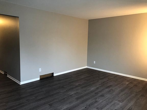 2nd image of 6108 Amanda Dr