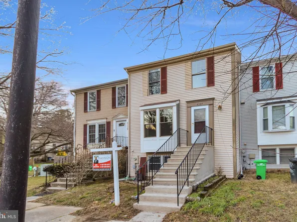 4327 Rockport Ln, Bowie, MD 20720