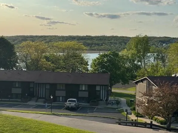 62 Lausanne COURT #06, Lake Geneva, WI 53147