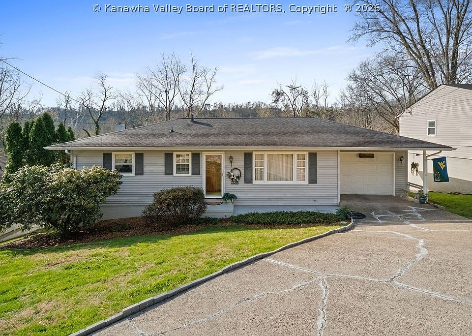 1st image of 1233 Lyndale Dr