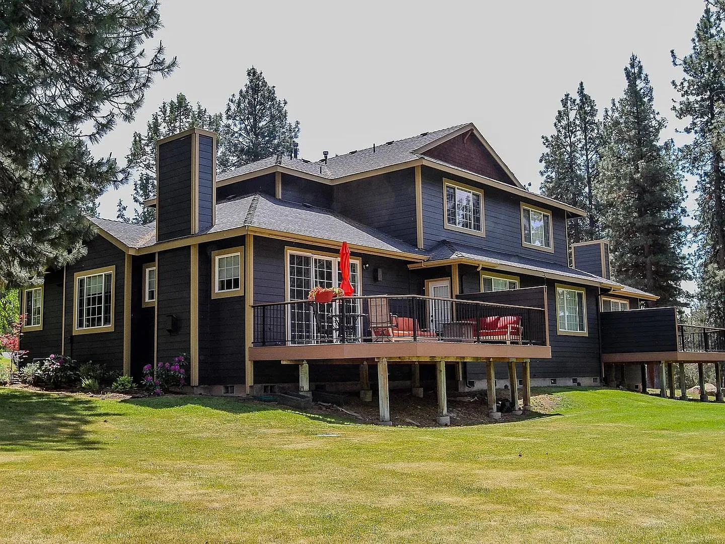 Luxury at Running Y Resort - 3 Bed, 3.5 Bath — Photo 2