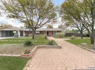 116 Grotto Blvd, San Antonio, TX 78216