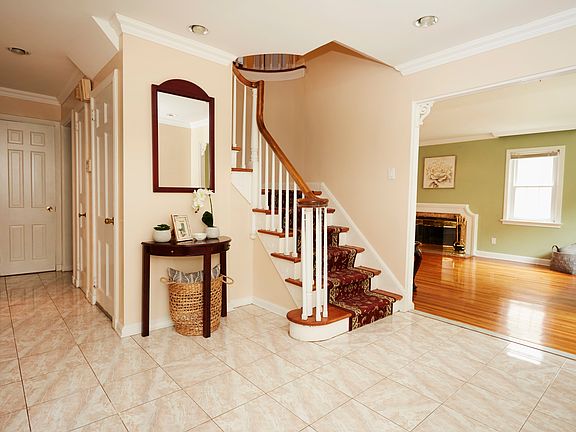 Large Foyer