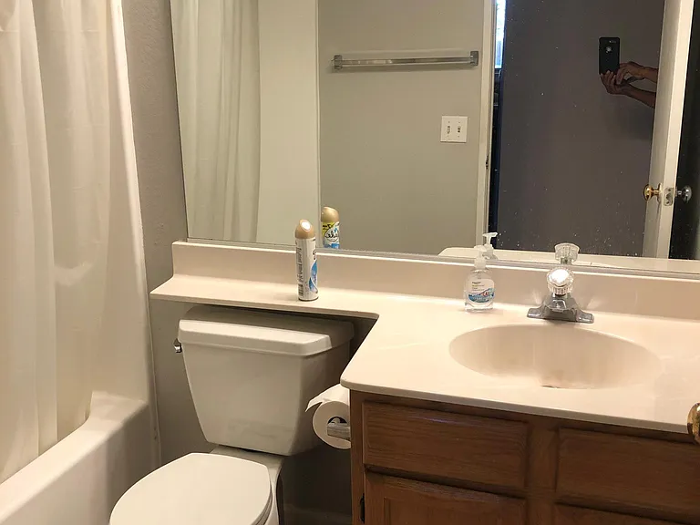 1156 Burroughs Ct — Photo 4