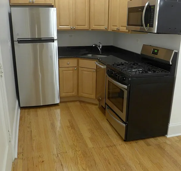 Cleveland Apartments — Photo 6