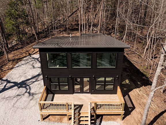 5th image of 134 Holler Top Rd