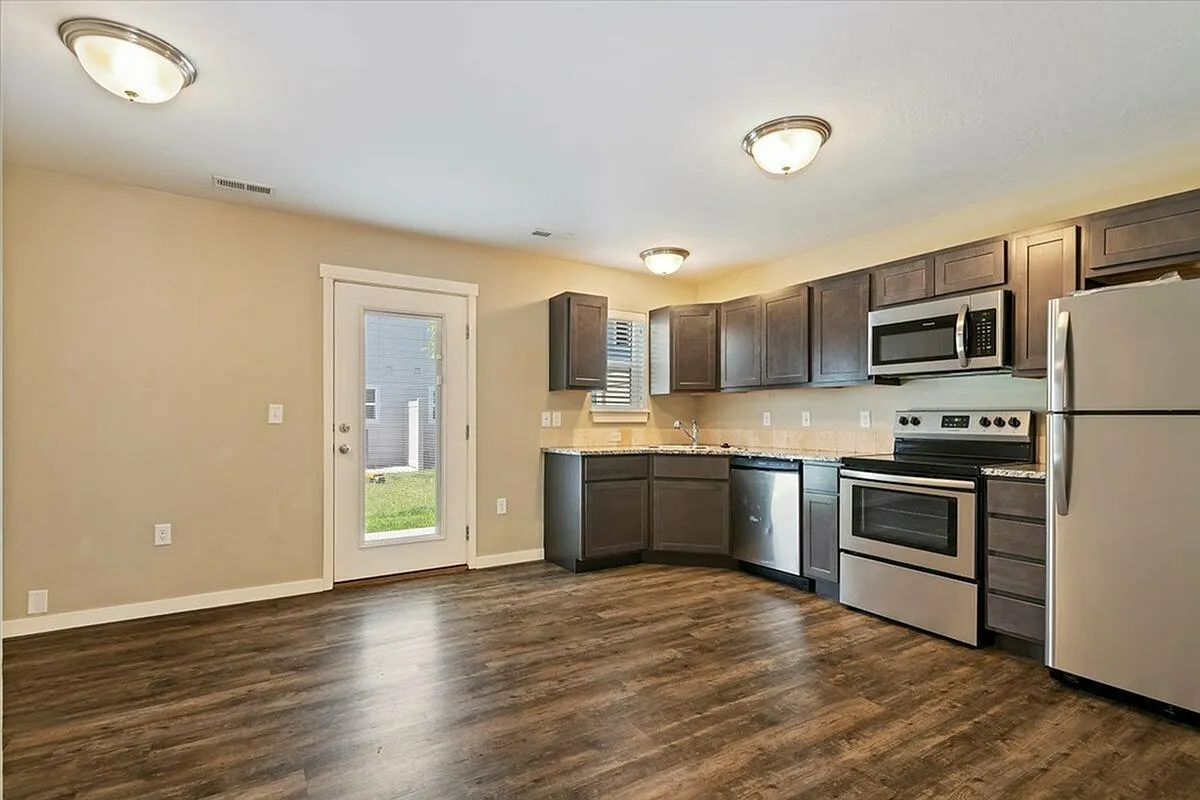 Timbercreek Townhomes — Photo 1