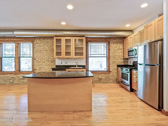4th image of 1444 W Lunt Ave #D1
