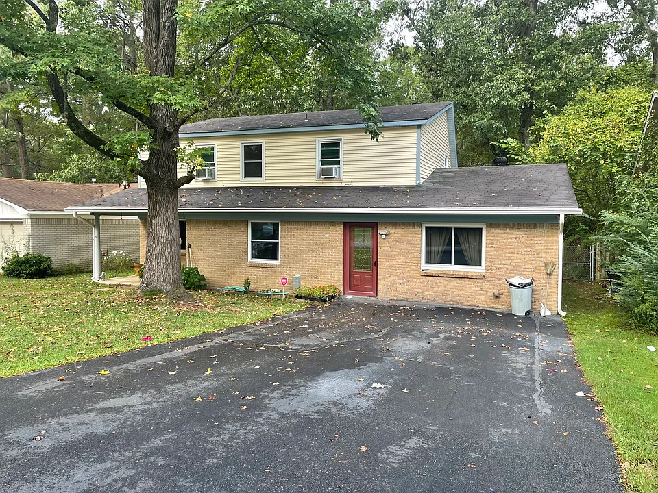 10216 Woodbridge Dr