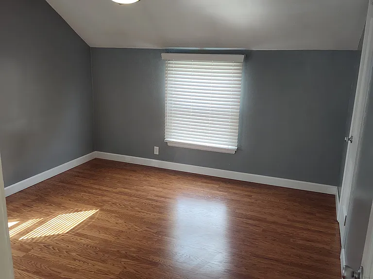 294 Westgate Rd #2 — Photo 2