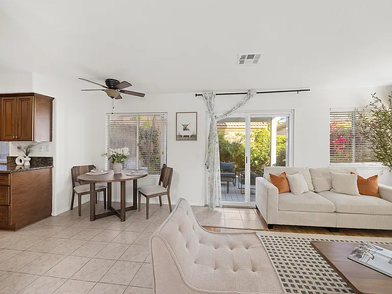 16 Santa Clara St #1 — Photo 16