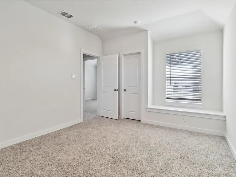 217 Snowbell St — Photo 25