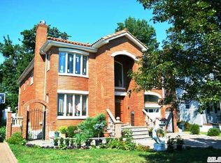 3212 211th St, Bayside, NY 11361