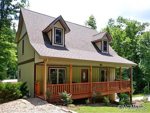 Front of home with main level parking