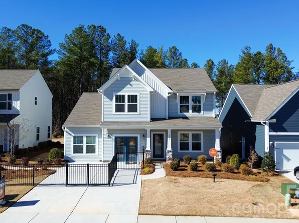 158 Mooring Dr, Statesville, NC 28677