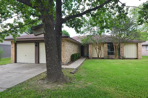 24006 Merry Oaks Dr Photo 1