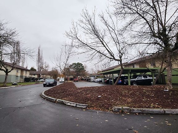 4th image of 2420 62nd Ave E