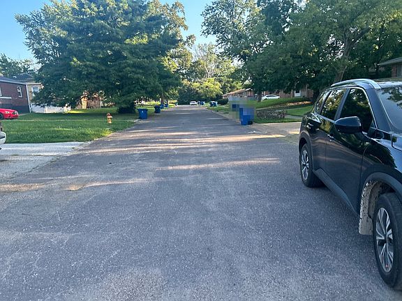 4th image of 411 Warford Ave