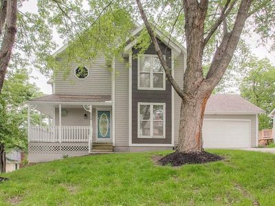 5835 N College Ave, Gladstone, MO, 64119