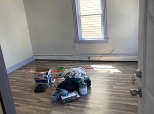 82 Bernon St FLOOR 2, Providence, RI 02908