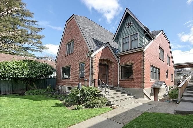 1st image of 3006 14th Ave W APT 2