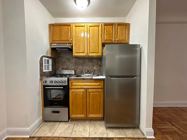 164-20 Highland Ave #5J — Photo 4