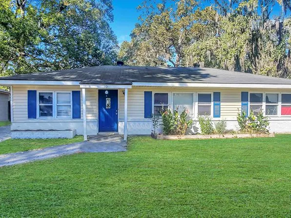 15 Warren Dr, Port Wentworth, GA 31407
