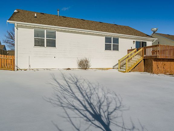 2nd image of 3055 Bauer Dr