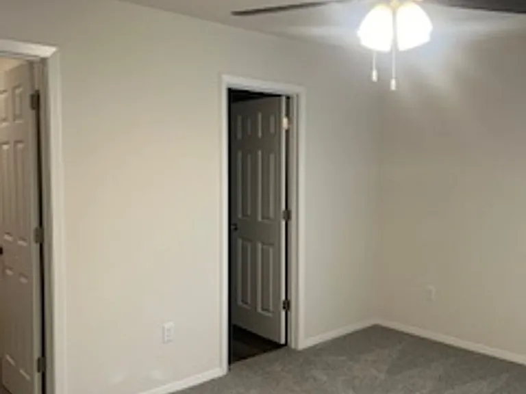 8107 Regency Way — Photo 7
