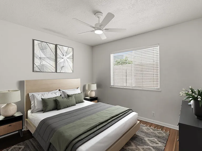 10021 Bridgepointe Ct NE — Photo 30