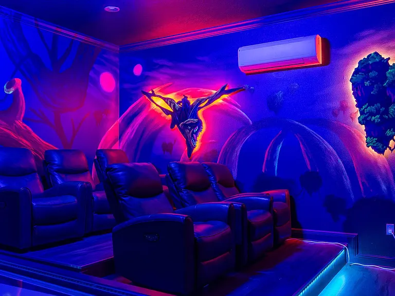 Building's Lounge
