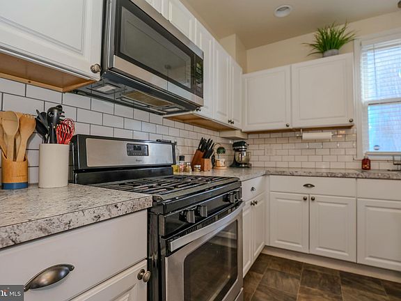 4th image of 3213 N 4th St